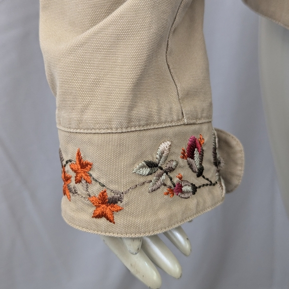 Lauren Ralph Lauren with Floral Embroidered Lapel, Cuffs and Back Size Large - Picture 3 of 8